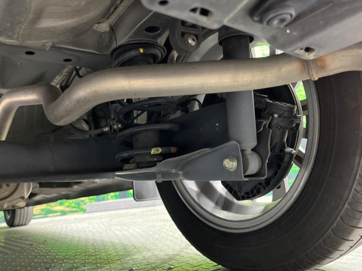 2022 Honda N-BOX CUSTOM 6BA-JF3 (UW-6a0c6c888aa26)[13]