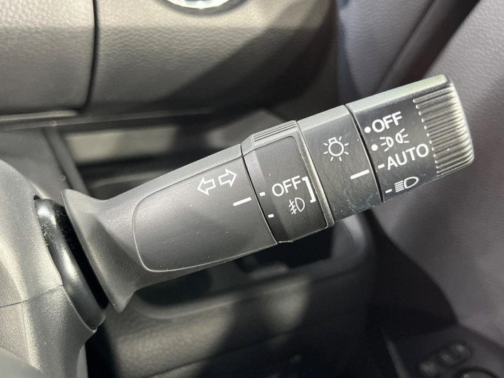 2022 Honda N-BOX CUSTOM 6BA-JF3 (UW-6a0c6c888aa26)[28]
