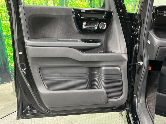 2022 Honda N-BOX CUSTOM 6BA-JF3 (UW-6a0c6c888aa26)[4]