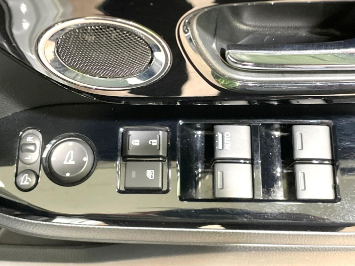 2022 Honda N-BOX CUSTOM 6BA-JF3 (UW-6a0c6c8985deb)[9]