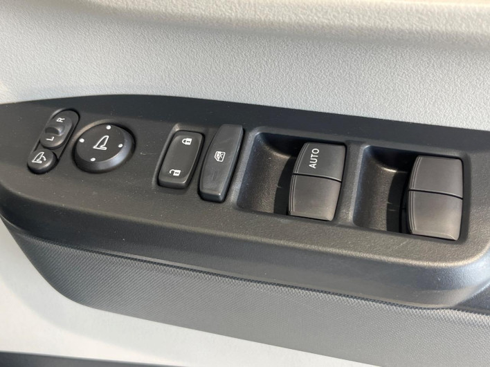 2025 Honda N-BOX 6BA-JF6 (UW-6a0c6c9386763)[28]