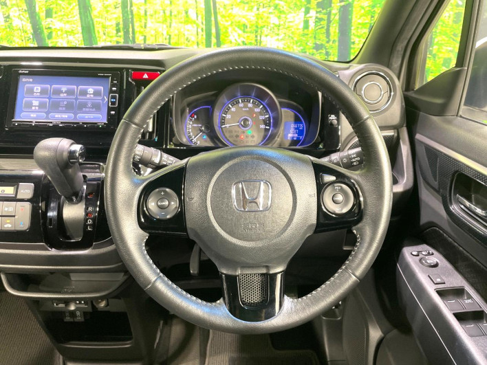 2018 Honda N-WGN Custom DBA-JH1 (UW-6a0c6c985c72a)[21]