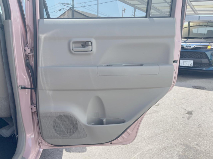 2014 Daihatsu Move Conte DBA-L575S (UW-6a0c6cad0f498)[18]