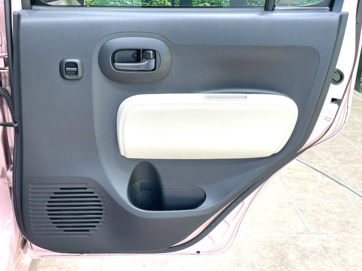 2014 Daihatsu Mira Cocoa DBA-L675S (UW-6a0c6cae198a7)[6]