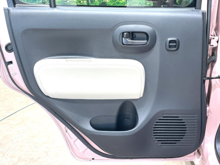 2014 Daihatsu Mira Cocoa DBA-L675S (UW-6a0c6cae198a7)[21]