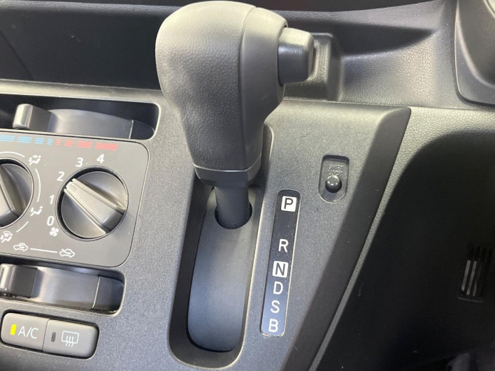 2021 Toyota Pixis Epoch 5BA-LA350A (UW-6a0c6cb785bdf)[17]