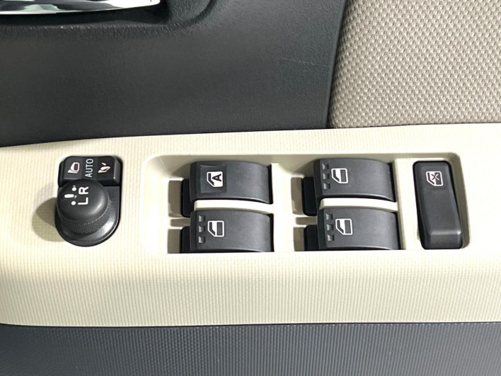 2018 Daihatsu Mira Tocot DBA-LA550S (UW-6a0c6cbcad051)[4]