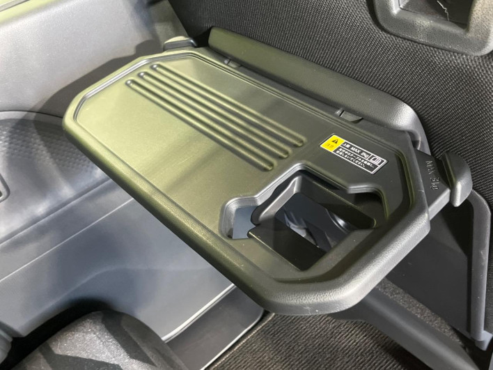 2022 Daihatsu Tanto 5BA-LA650S (UW-6a0c6cc38ad02)[24]