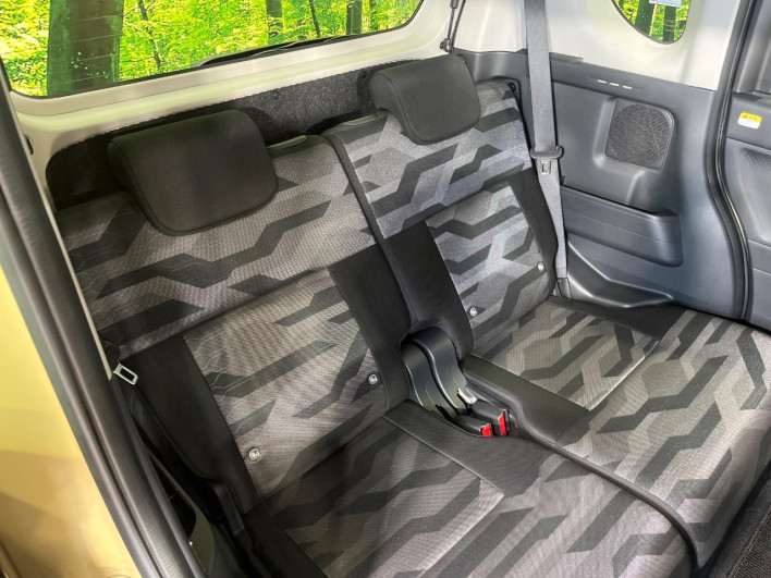 2022 Daihatsu Tanto 5BA-LA650S (UW-6a0c6cc38ad02)[23]