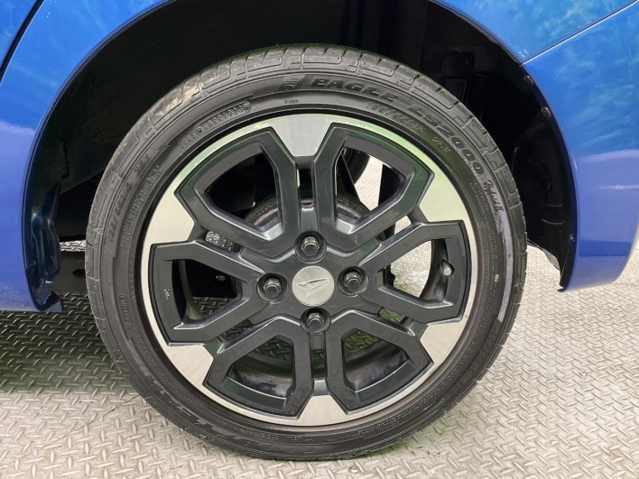 2014 Daihatsu Wake DBA-LA710S (UW-6a0c6cc931887)[10]
