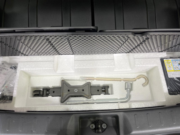 2014 Suzuki Hustler DBA-MR31S (UW-6a0c6cfedd3d2)[19]