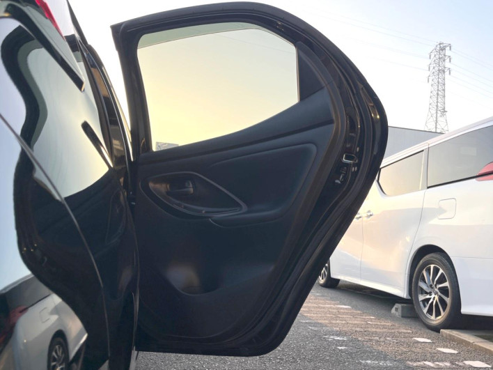 2020 Toyota Yaris 5BA-MXPA10 (UW-6a0c6d16d758c)[29]