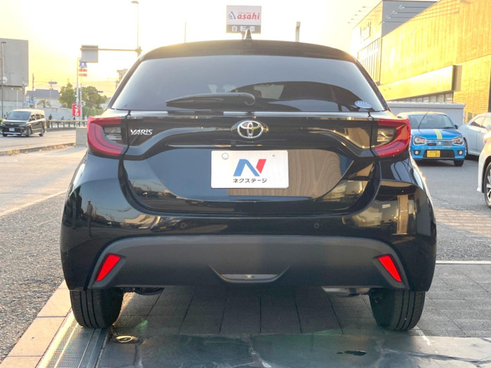 2020 Toyota Yaris 5BA-MXPA10 (UW-6a0c6d16d758c)[22]