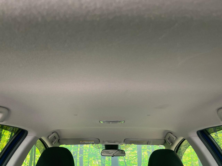 2017 Toyota Aqua DAA-NHP10 (UW-6a0c6d3414326)[27]