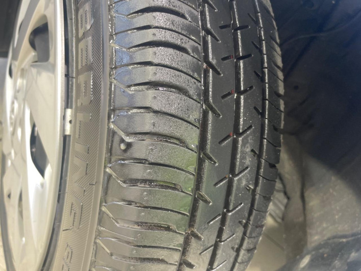 2017 Toyota Aqua DAA-NHP10 (UW-6a0c6d3414326)[4]