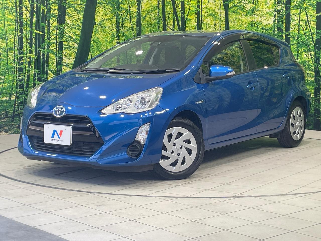 2017 Toyota Aqua DAA-NHP10