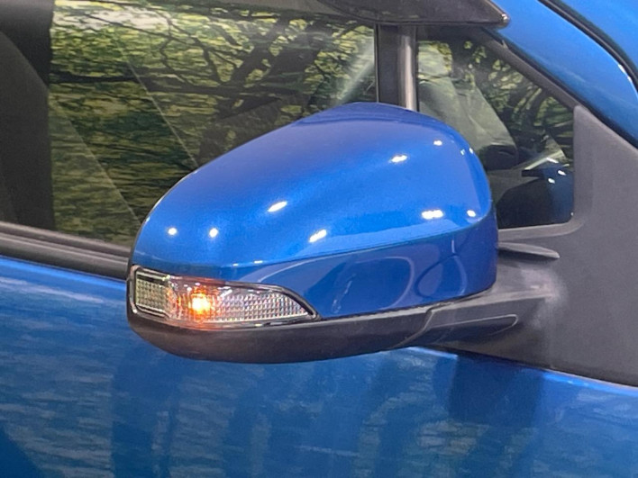 2017 Toyota Aqua DAA-NHP10 (UW-6a0c6d3414326)[9]