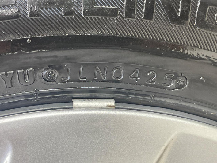 2017 Toyota Aqua DAA-NHP10 (UW-6a0c6d3414326)[6]