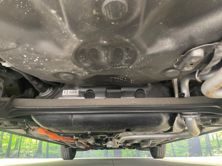 2017 Toyota Aqua DAA-NHP10 (UW-6a0c6d3414326)[28]