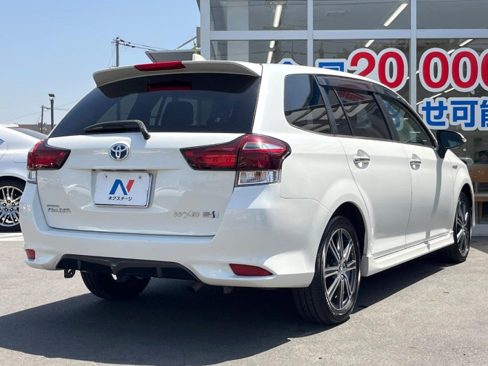 2015 Toyota Corolla Fielder DAA-NKE165G (UW-6a0c6d3a4dda5)[14]