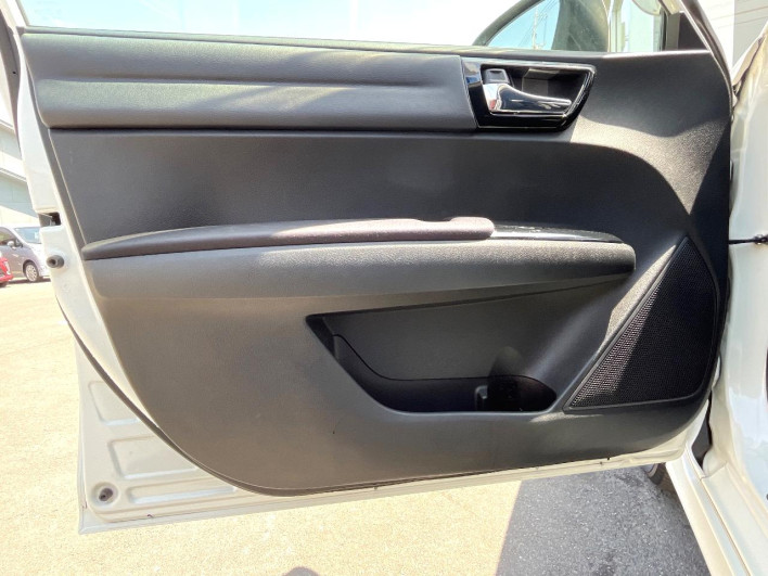2015 Toyota Corolla Fielder DAA-NKE165G (UW-6a0c6d3a4dda5)[27]