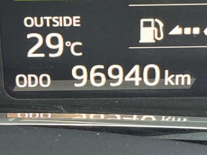 2015 Toyota Corolla Fielder DAA-NKE165G (UW-6a0c6d3a4dda5)[2]