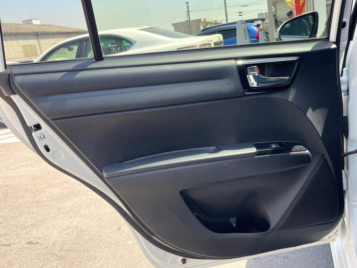 2015 Toyota Corolla Fielder DAA-NKE165G (UW-6a0c6d3a4dda5)[28]