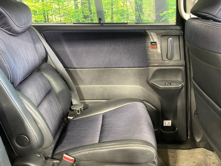 2015 Honda Odyssey DBA-RC1 (UW-6a0c6d42bc27d)[7]