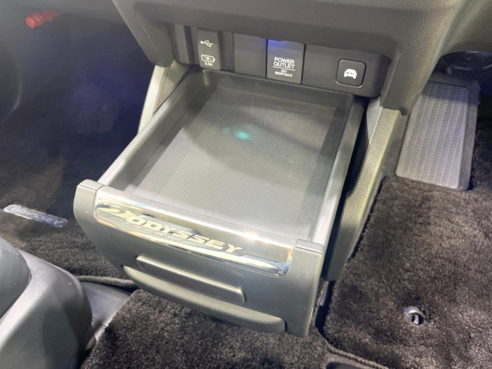 2021 Honda Odyssey Hybrid 6AA-RC4 (UW-6a0c6d448d641)[26]