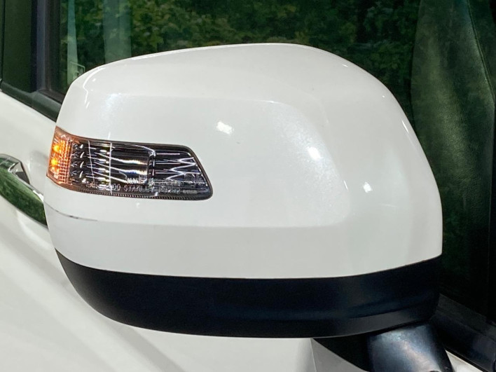 2013 Honda Stepwgn Spada DBA-RK5 (UW-6a0c6d46814ac)[23]