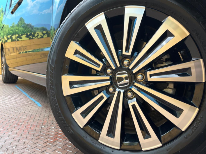 2023 Honda Step Wagon 6AA-RP8 (UW-6a0c6d4851be0)[14]