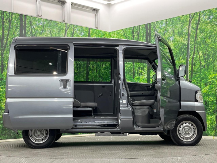2013 Mitsubishi Mini Cab Van GBD-U62V (UW-6a0c6d655da6d)[14]