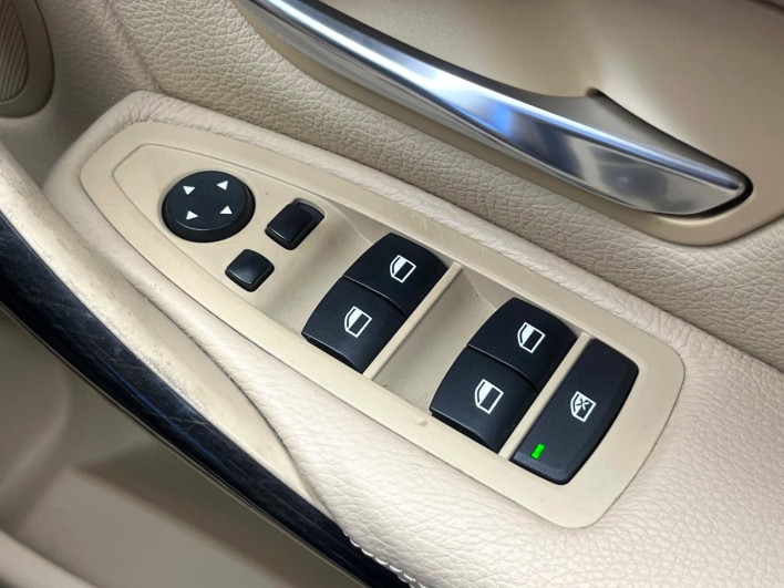 2015 BMW 3 Series DBA-3B20 (UW-6a0c6d6fe159b)[5]