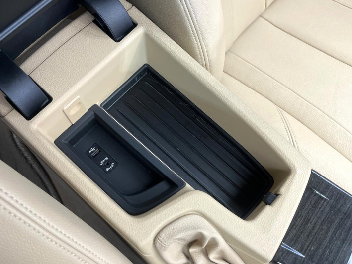 2015 BMW 3 Series DBA-3B20 (UW-6a0c6d6fe159b)[23]