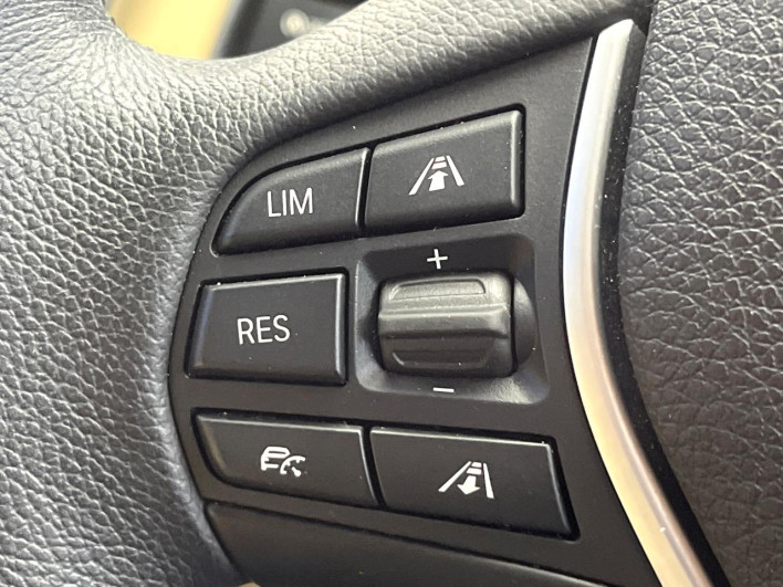 2015 BMW 3 Series DBA-3B20 (UW-6a0c6d6fe159b)[10]