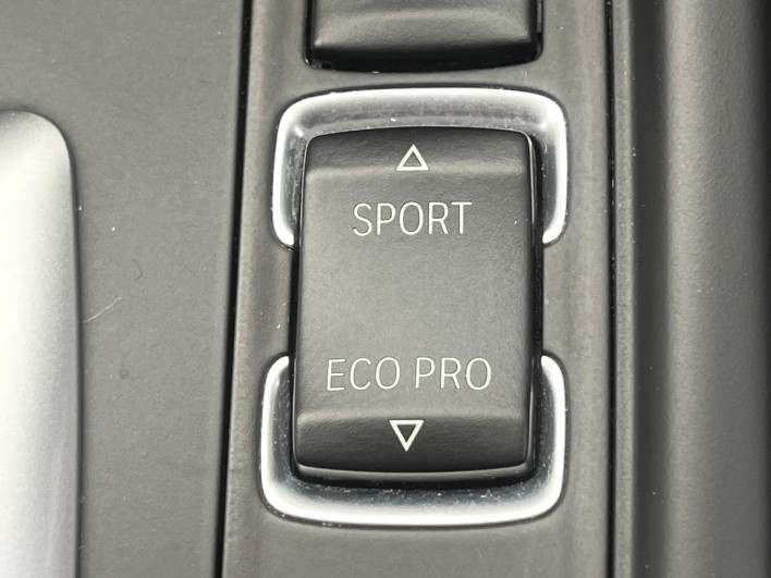 2015 BMW 3 Series DBA-3B20 (UW-6a0c6d6fe159b)[21]