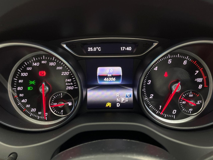 2017 Mercedes Benz CLA Class Shooting Brake DBA-117942 (UW-6a0c6d7245214)[15]