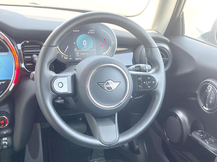 2021 Rover Mini 3BA-XR15MW (UW-6a0c6d746d267)[22]