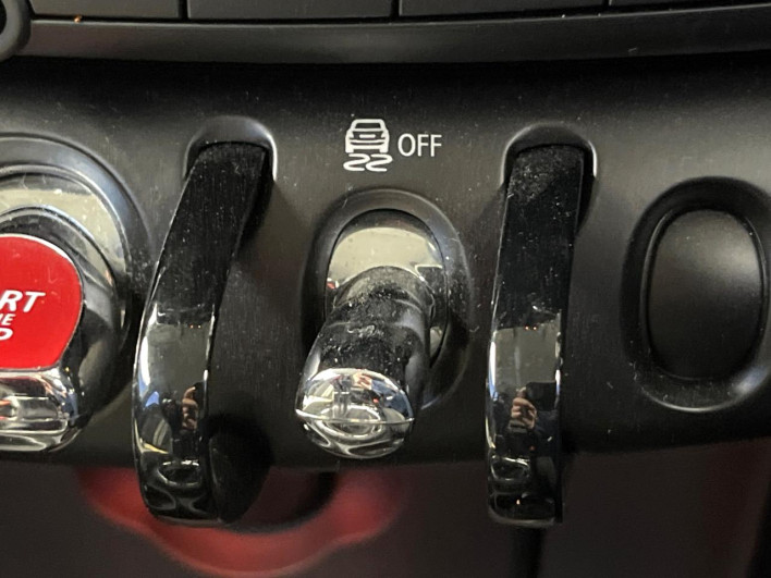 2016 Rover Mini LDA-XT20 (UW-6a0c6d7535354)[14]