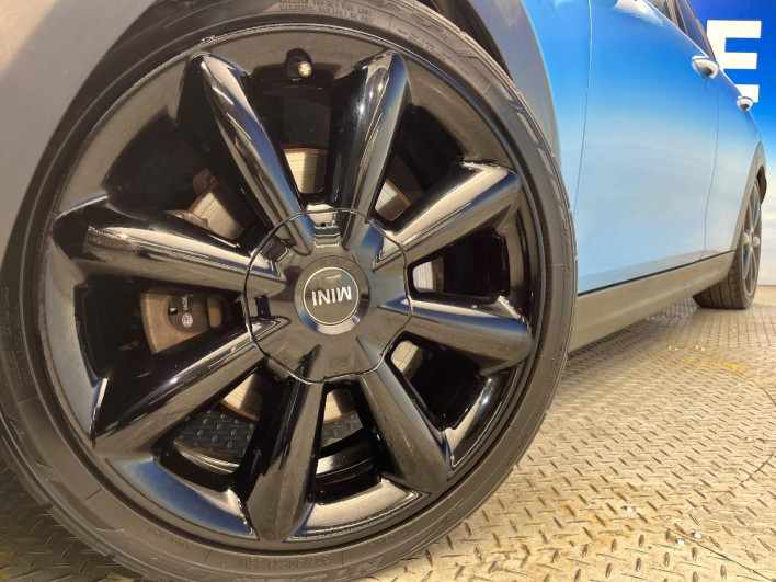 2016 Rover Mini LDA-XT20 (UW-6a0c6d7535354)[24]