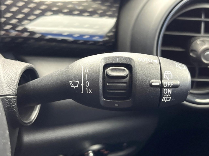 2016 Rover Mini LDA-XT20 (UW-6a0c6d7535354)[3]