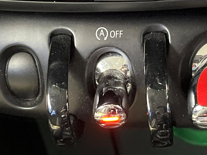 2016 Rover Mini LDA-XT20 (UW-6a0c6d7535354)[15]