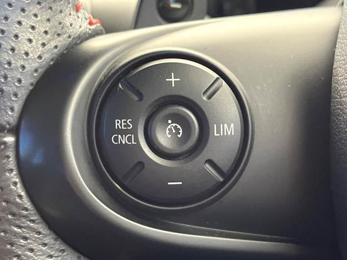 2016 Rover Mini LDA-XT20 (UW-6a0c6d7535354)[8]