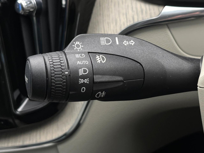 2019 Volvo XC60 LDA-UD4204TXC (UW-6a0c6d7793ccb)[12]