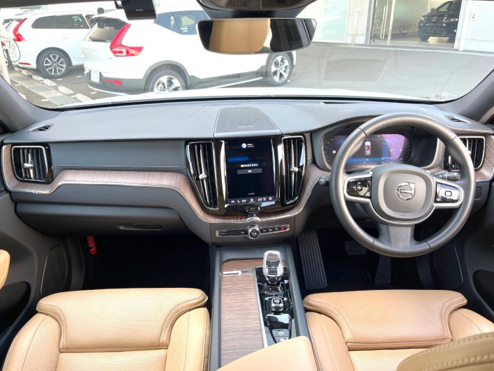 2022 Volvo XC60 5AA-UB420TXCM (UW-6a0c6d77d2349)[25]