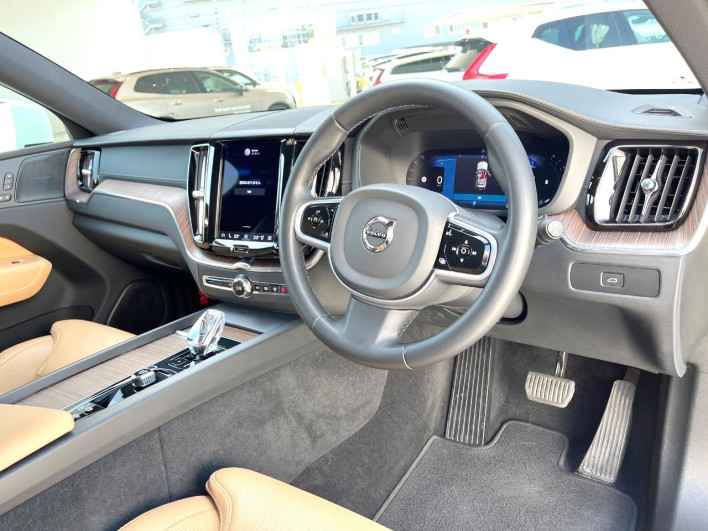2022 Volvo XC60 5AA-UB420TXCM (UW-6a0c6d77d2349)[8]