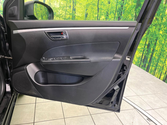 2012 Suzuki Swift DBA-ZC72S (UW-6a0c6d7b7c7b1)[26]
