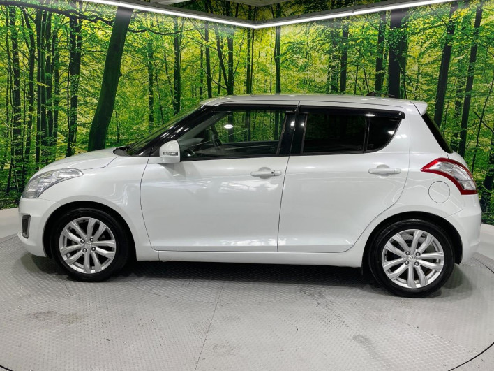 2015 Suzuki Swift DBA-ZC72S (UW-6a0c6d7bc0666)[13]