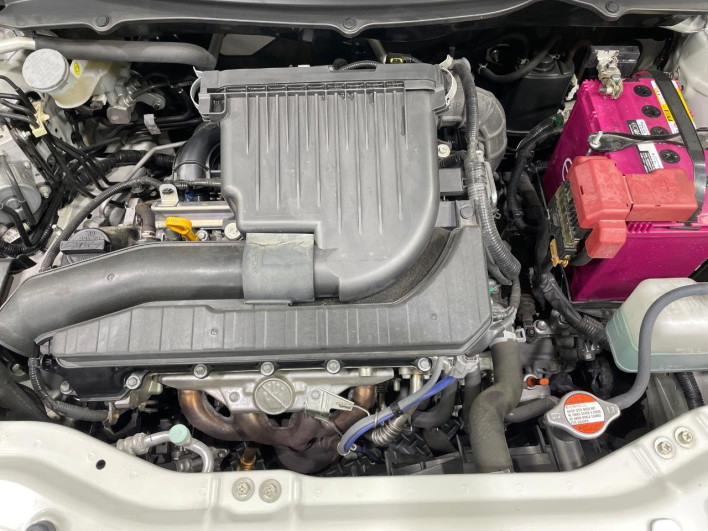 2015 Suzuki Swift DBA-ZC72S (UW-6a0c6d7bc0666)[4]