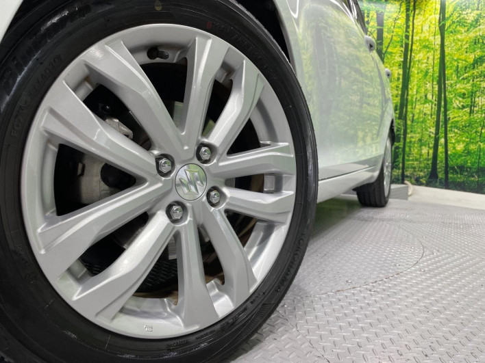 2015 Suzuki Swift DBA-ZC72S (UW-6a0c6d7bc0666)[6]